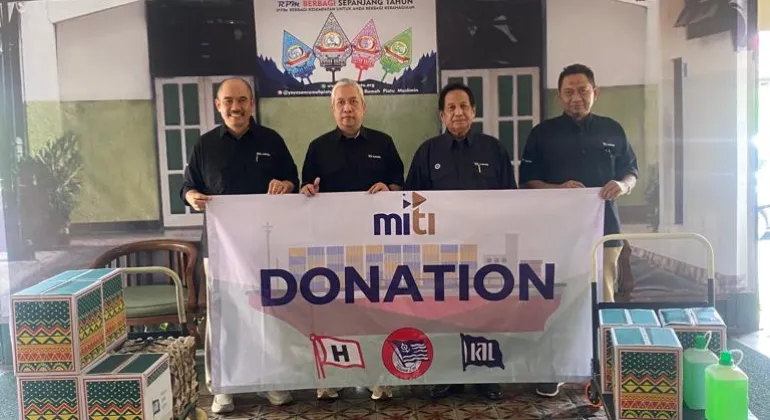 PT Karya Abdi Luhur berbagi bersama MITI Grup ke Yayasan Piatu Muslimin Jakarta